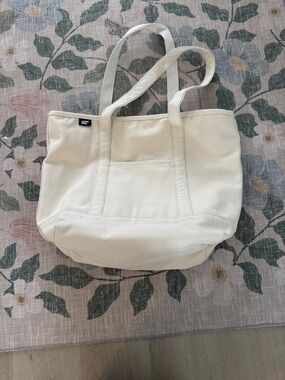 Lands End 5 Pocket Tote- Long Strap, Zip Close - Cream